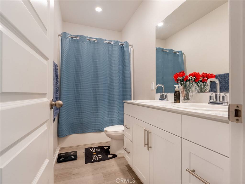Menifee, CA 92584,32910 Linecroft CT