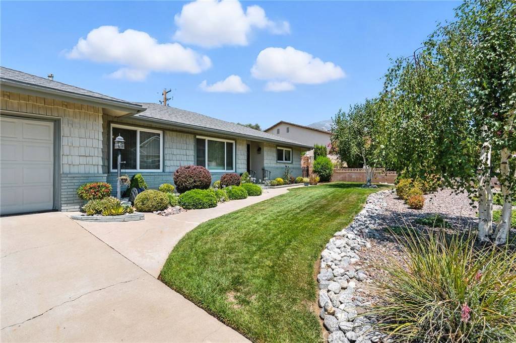 Yucaipa, CA 92399,36218 Golden Gate DR
