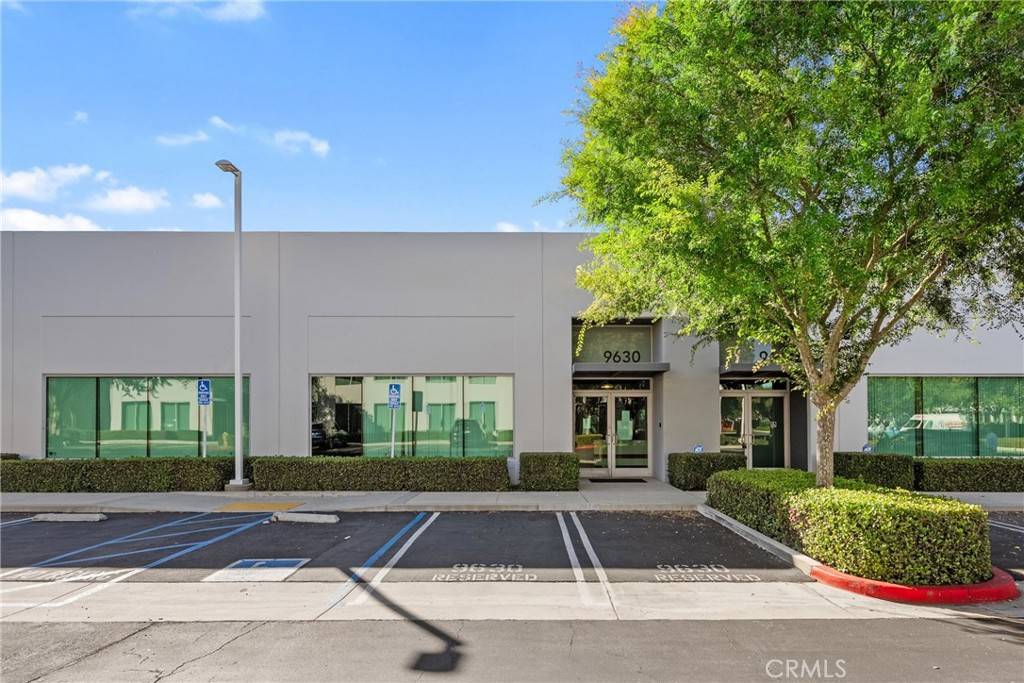 Irvine, CA 92618,9630 Research DR