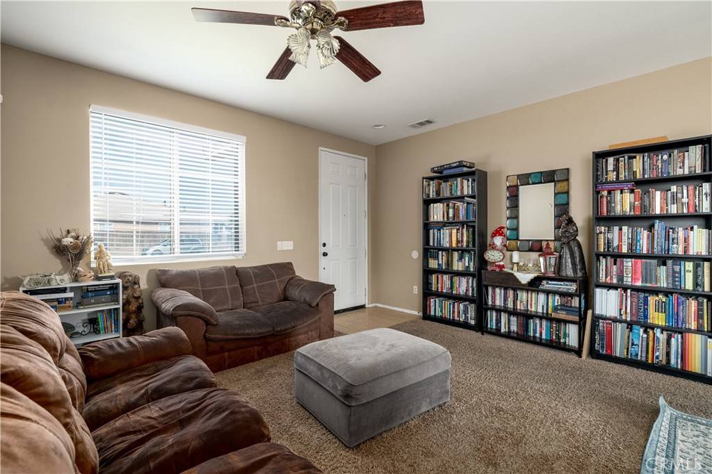 Hesperia, CA 92344,8421 Long View AVE