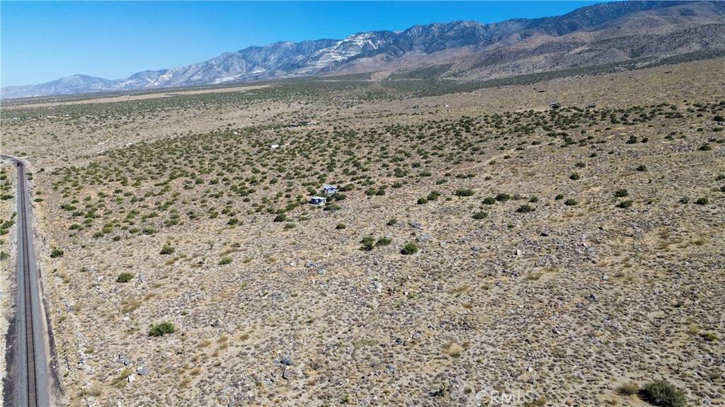 Lucerne Valley, CA 92356,1 Silver Creek RD