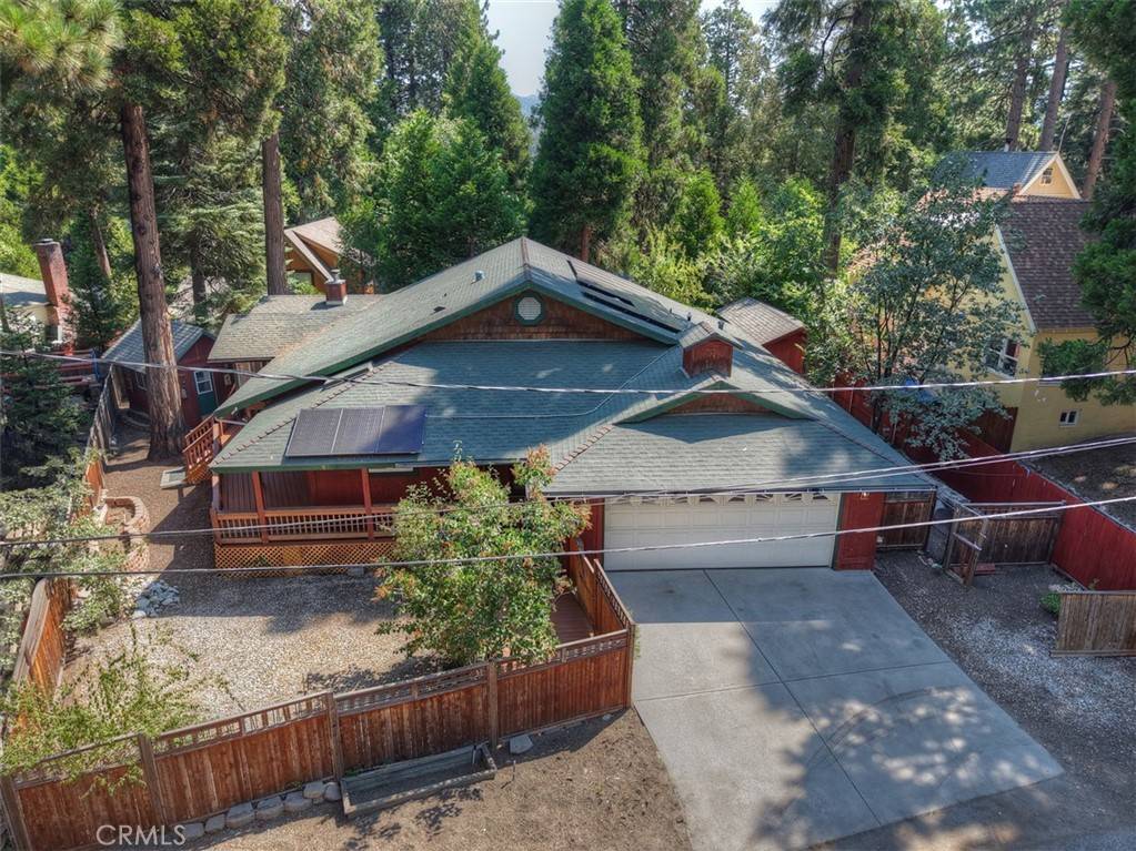 Running Springs, CA 92382,31722 Luring Pines CIR