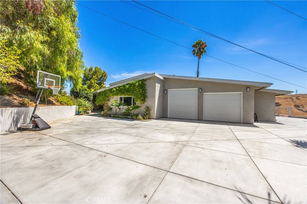 Loma Linda, CA 92324,11661 Anderson