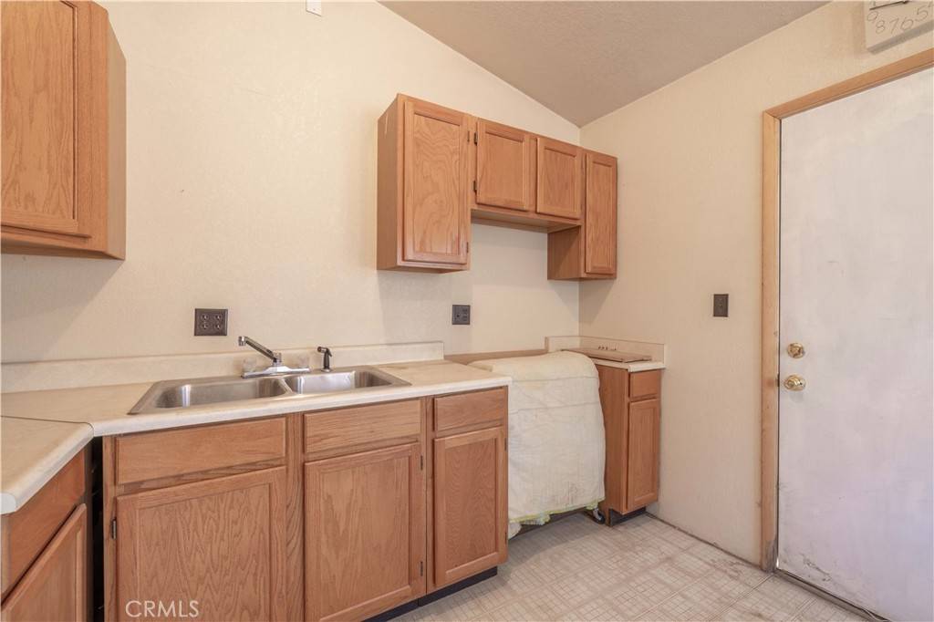 Big Bear City, CA 92314,2184 4th LN
