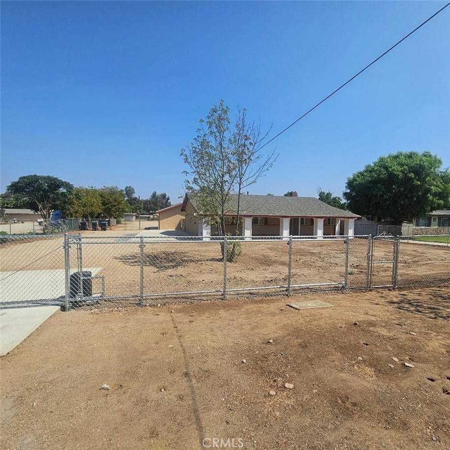 Norco, CA 92860,1437 1st ST