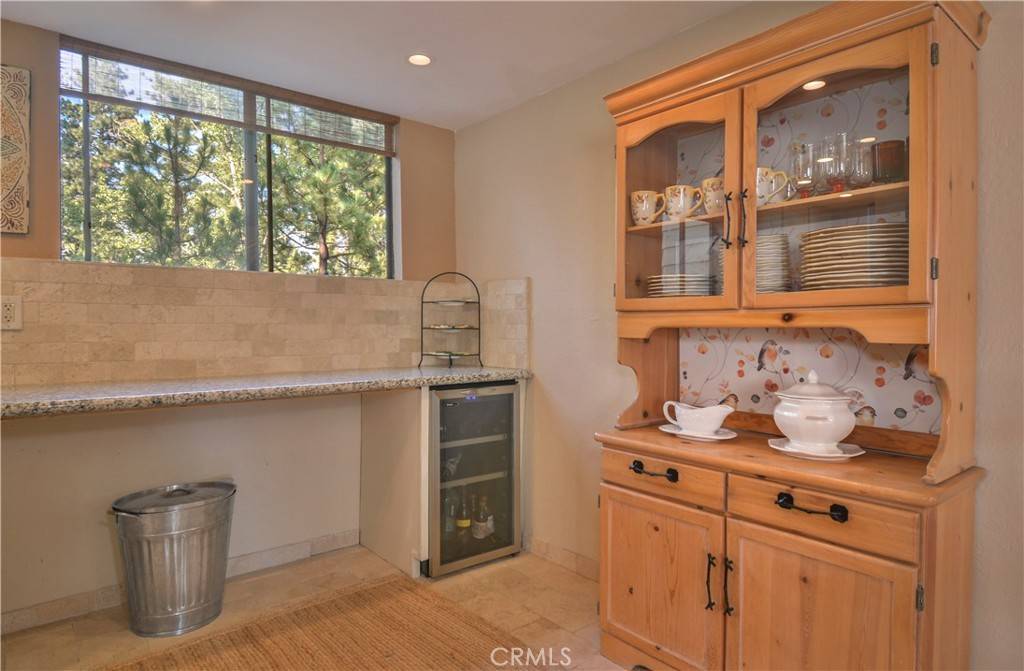 Lake Arrowhead, CA 92352,27657 Peninsula #106 DR