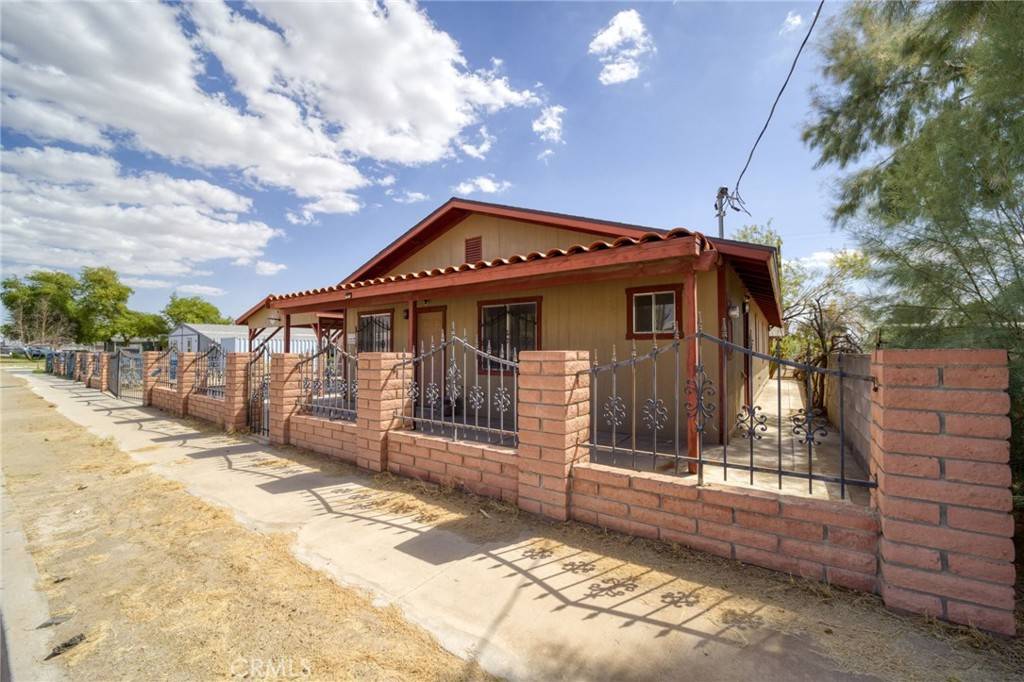 Needles, CA 92363,301 N K ST