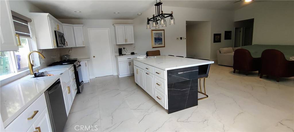 Palm Desert, CA 92260,43442 San Pascual AVE