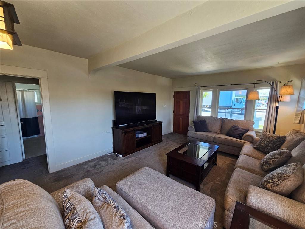 Highland, CA 92346,6546 Victoria AVE