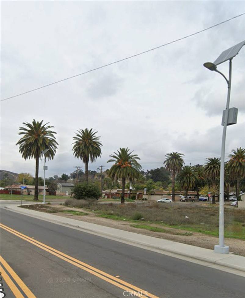 Lake Elsinore, CA 92530,0 lakeshore Dr