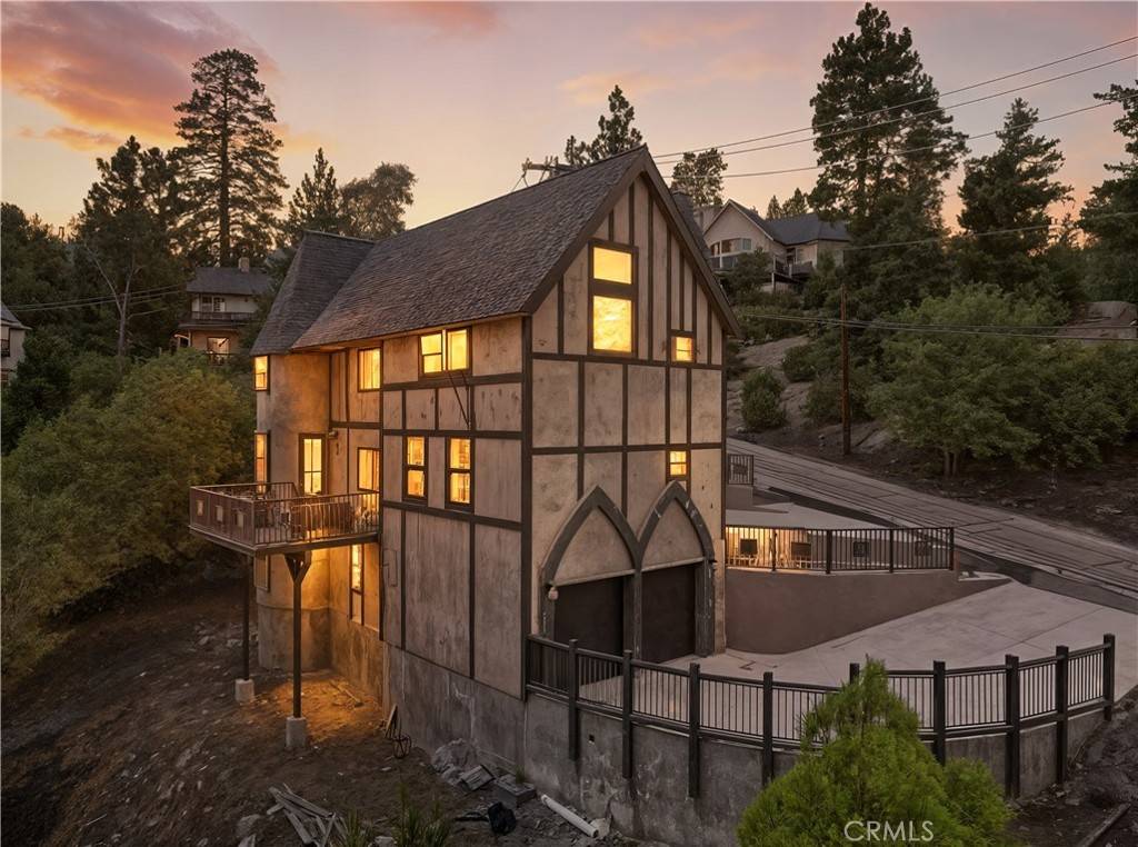 Lake Arrowhead, CA 92352,26635 Amador LN