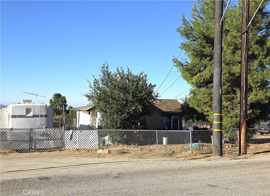 Cherry Valley, CA 92223,40587 Dutton ST