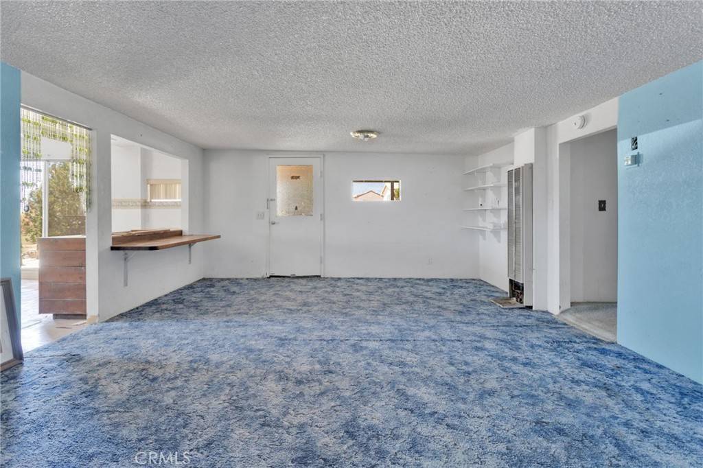 Lucerne Valley, CA 92356,37531 E End RD