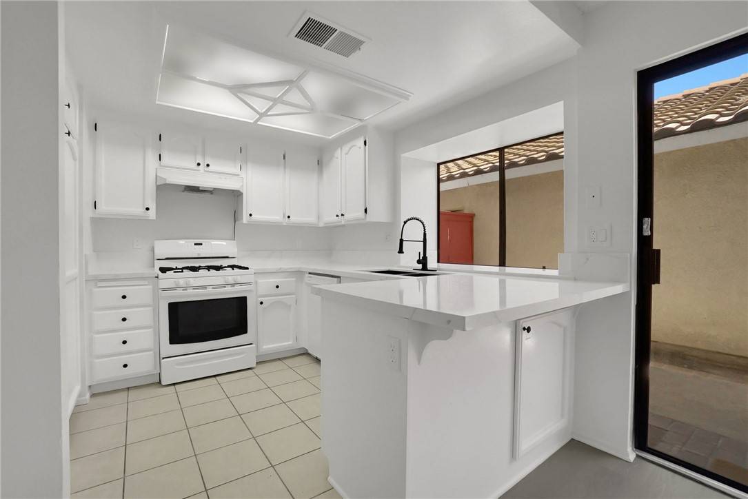 Diamond Bar, CA 91765,1543 South Diamond Bar Boulevard