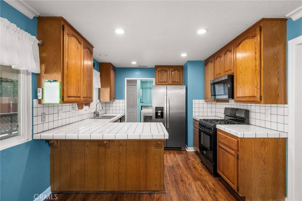 Corona, CA 92882,1048 Bluecrest ST