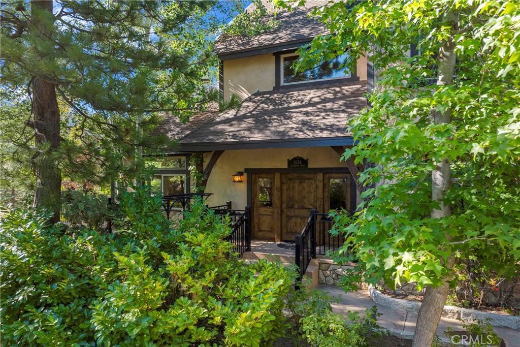 Lake Arrowhead, CA 92352,1034 Teakwood DR
