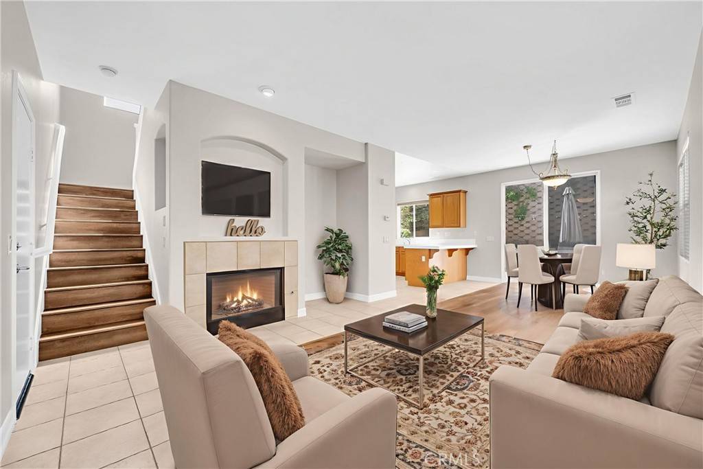 Jurupa Valley, CA 92509,5729 Mapleview DR