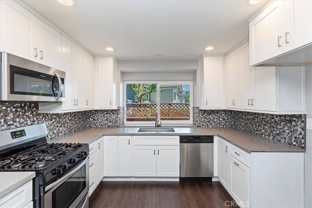 Corona, CA 92881,983 Elsa CT #B