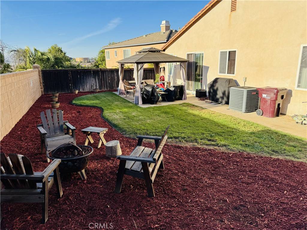Menifee, CA 92585,27727 Hollyoak WAY