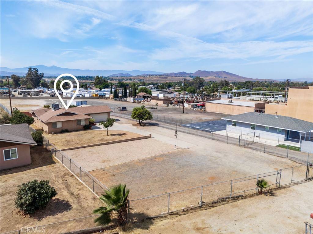 Jurupa Valley, CA 92509,6331 Pedley RD