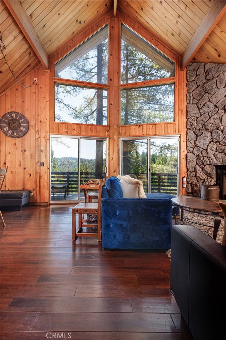 Lake Arrowhead, CA 92352,164 Birchwood DR