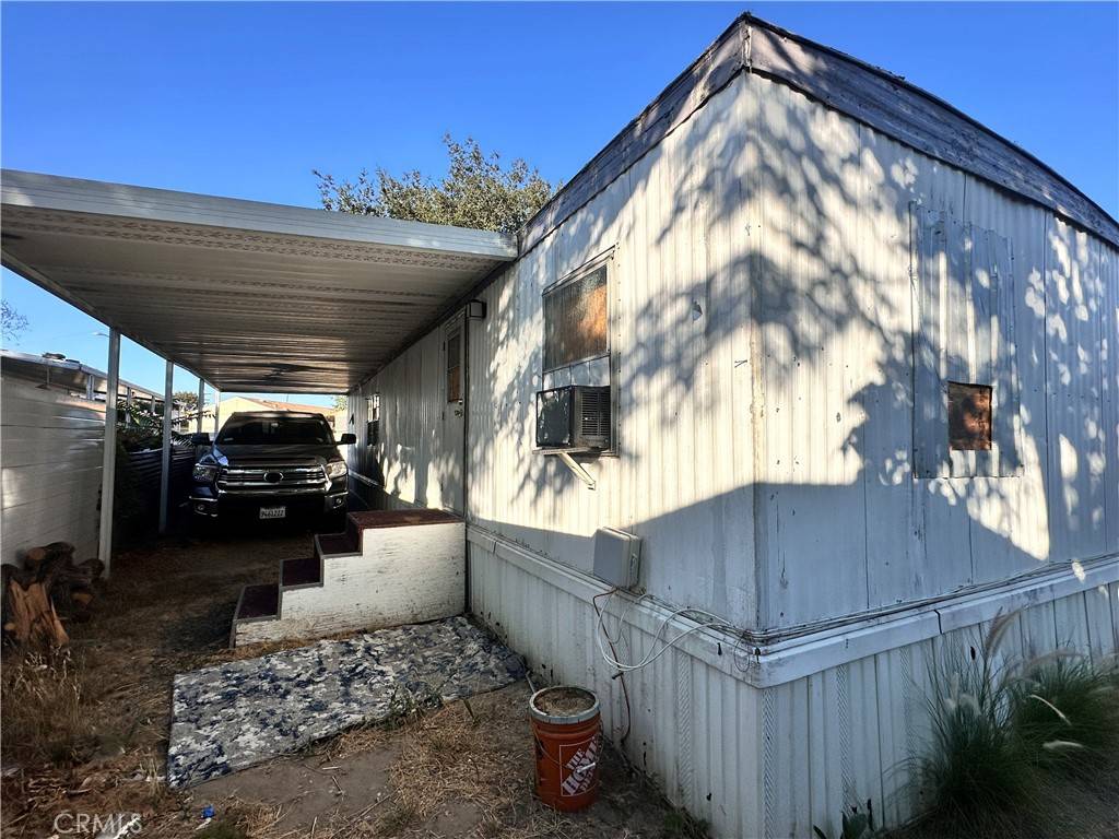 Hemet, CA 92543,430 N Palm AVE #70