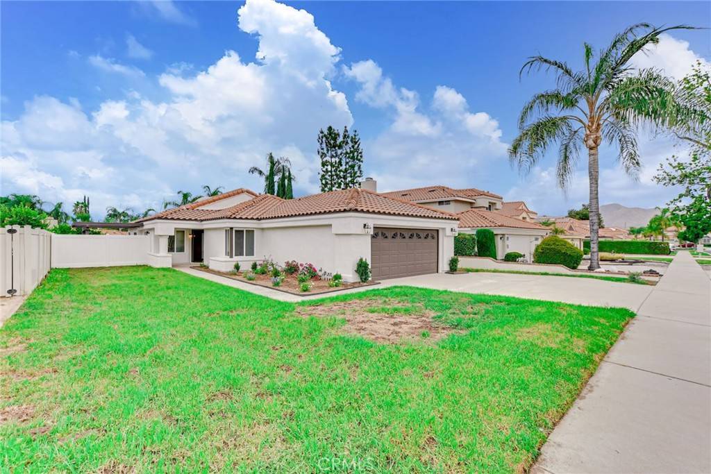 Redlands, CA 92374,941 Kensington DR
