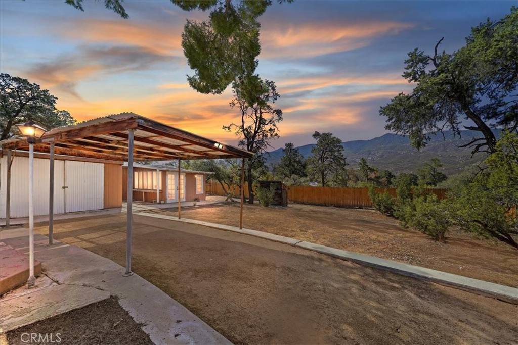 Mountain Center, CA 92561,69777 Sugarloaf AVE