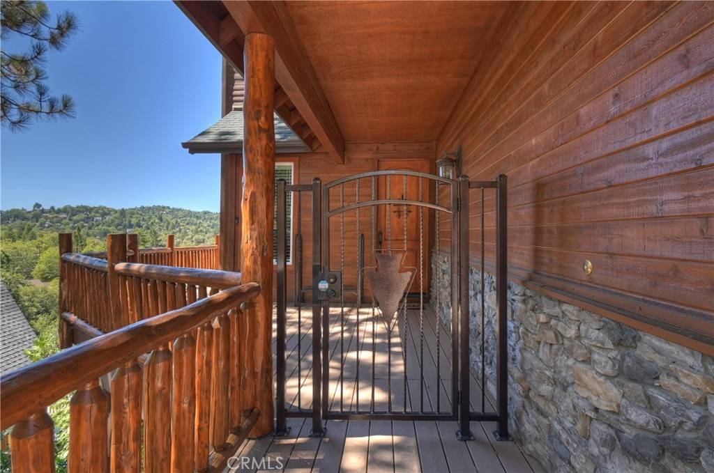 Lake Arrowhead, CA 92352,1438 Golden Rule LN