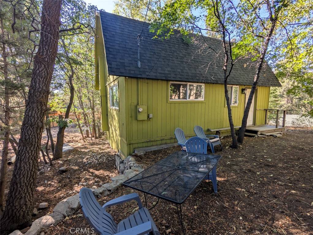 Big Bear Lake, CA 92315,43263 Sunset DR