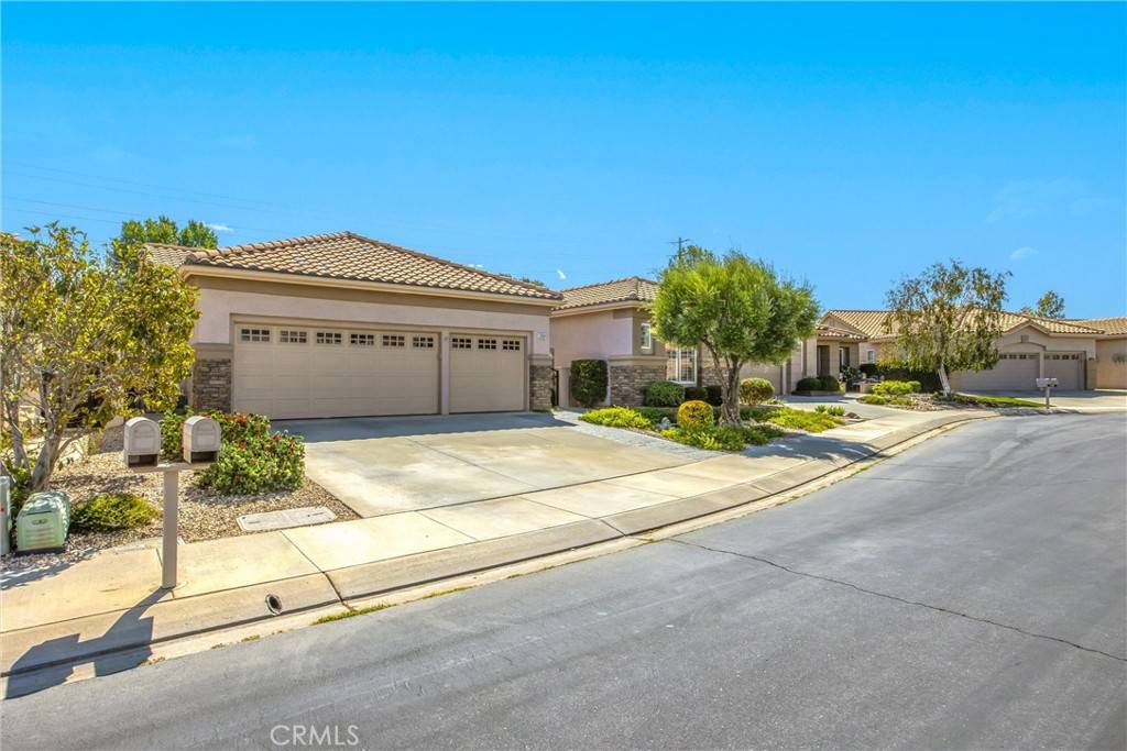 Banning, CA 92220,4976 silverado