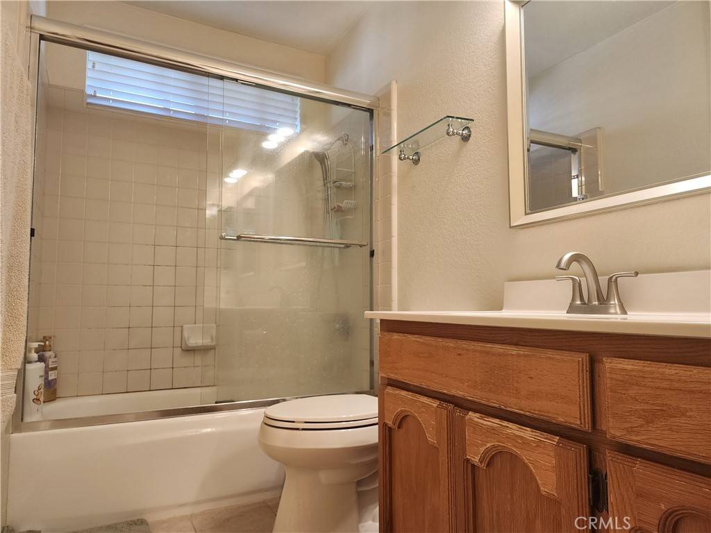 Corona, CA 92879,412 Bristol WAY