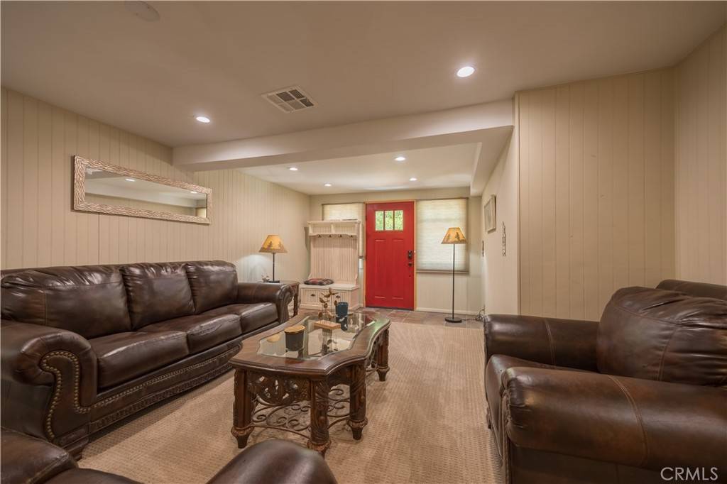 Big Bear Lake, CA 92315,195 Elgin BLVD