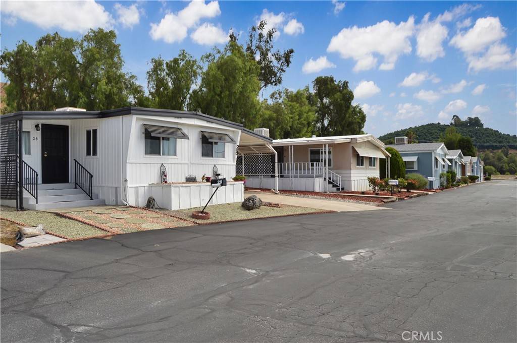 Mentone, CA 92359,1255 Amethyst AVE #29