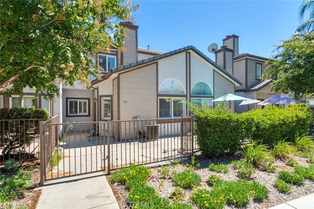 Redlands, CA 92373,1555 Orange AVE #903