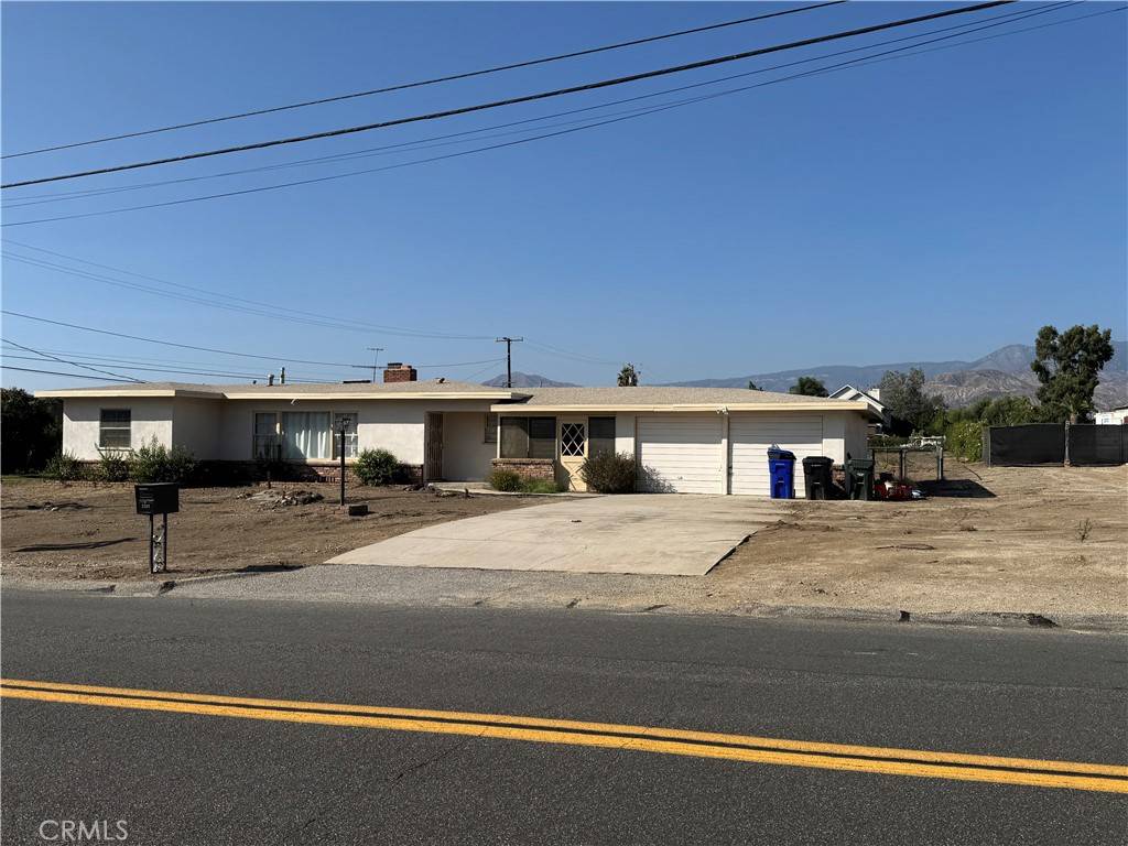Mentone, CA 92359,2209 E Colton