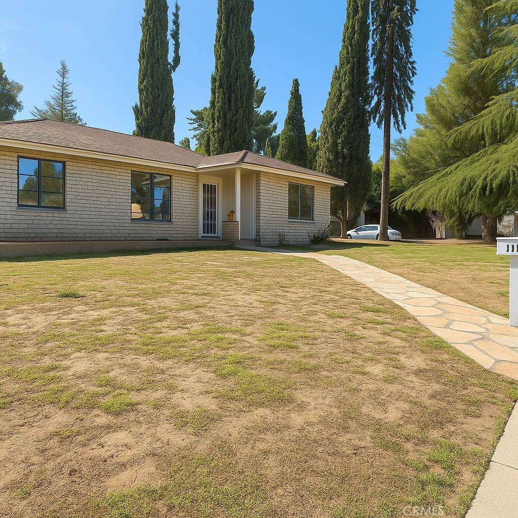 Banning, CA 92220,1771 N San Gorgonio