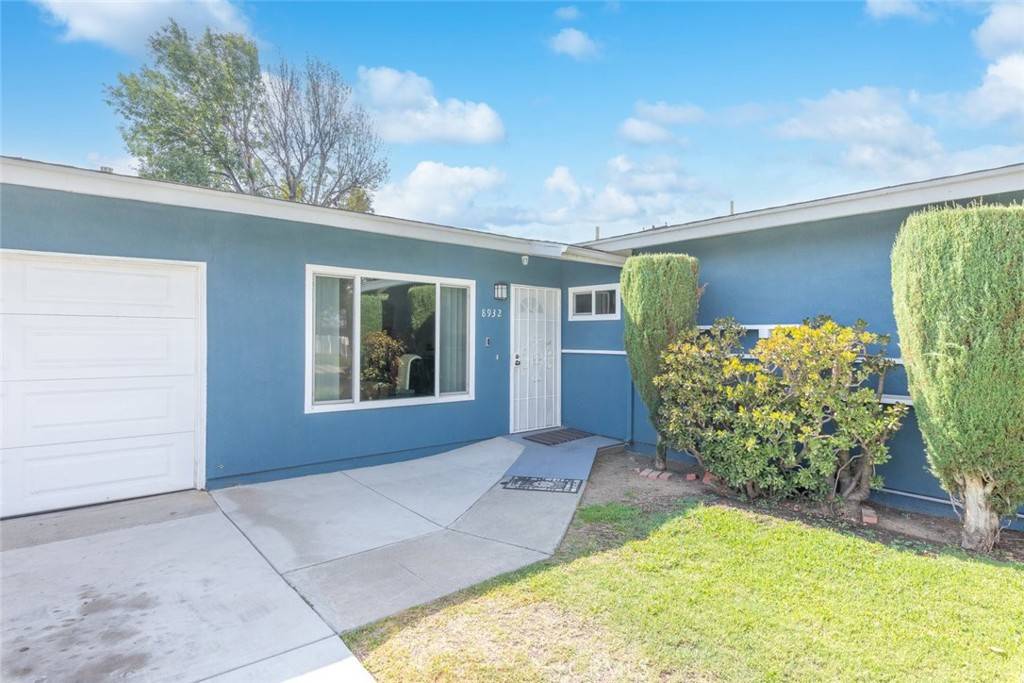 Riverside, CA 92503,8932 Conway DR