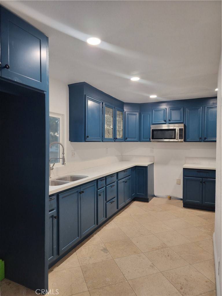 Compton, CA 90222,13402 S Willowbrook