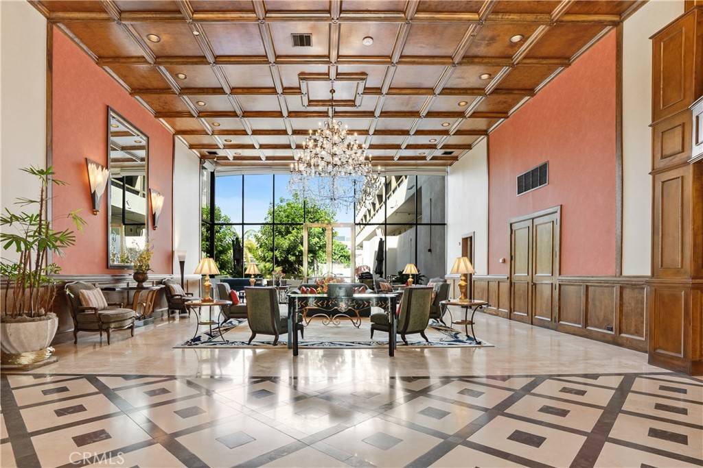 Los Angeles, CA 90012,121 S Hope #435