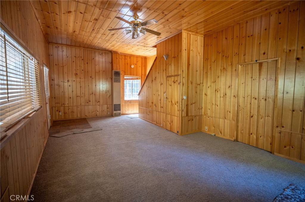 Running Springs, CA 92382,2462 Spring DR