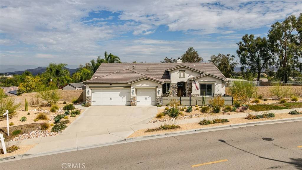 Corona, CA 92883,4225 W Riviera