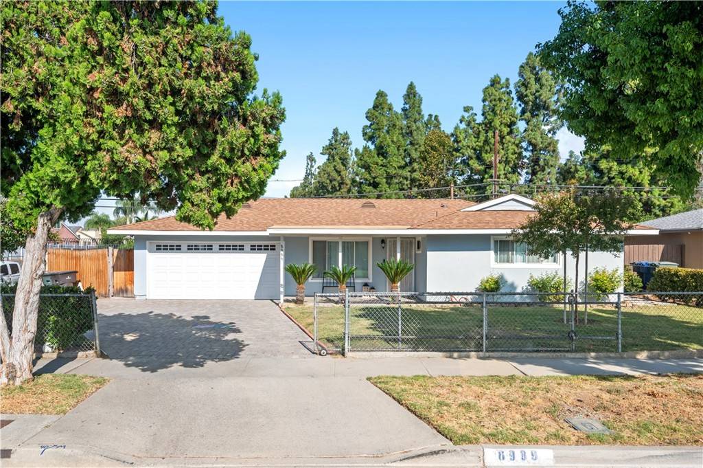 Riverside, CA 92503,8989 8989 Pembroke AVE