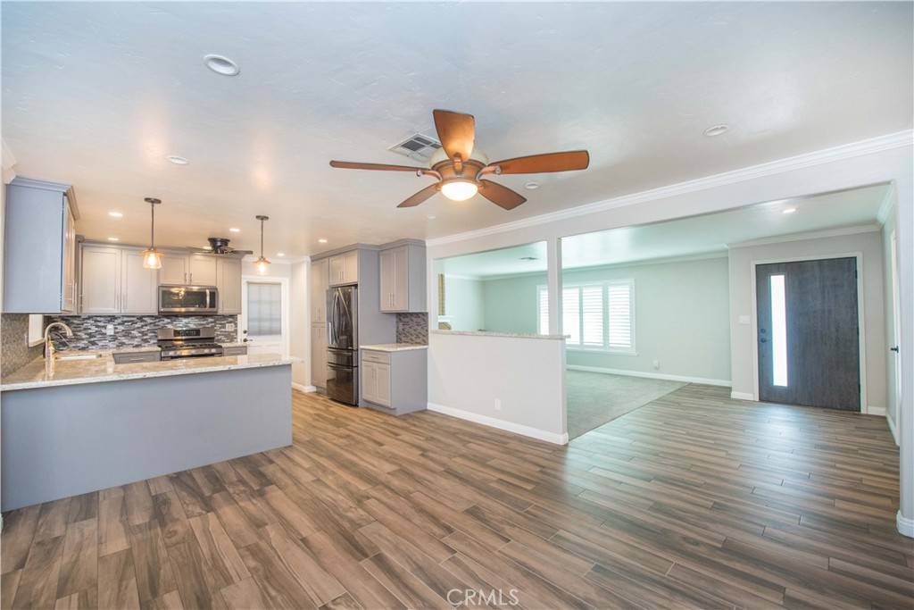 Anaheim, CA 92805,1415 E South