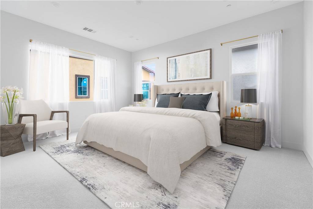 Irvine, CA 92618,205 Lily LOOP