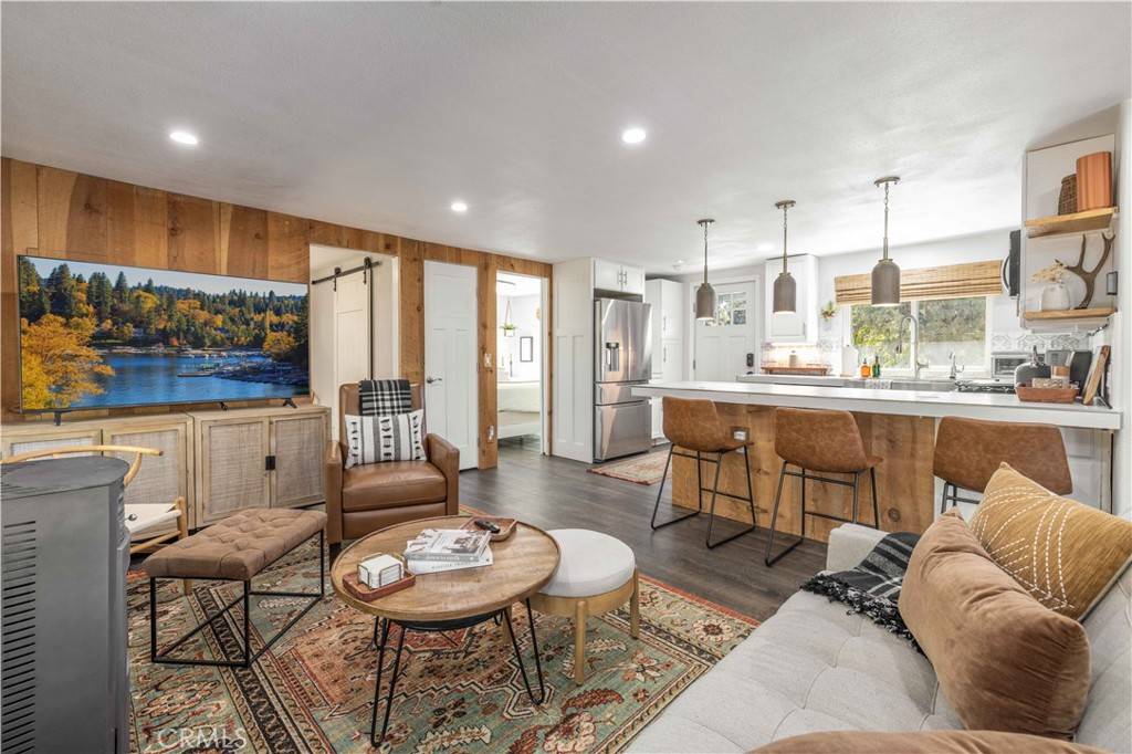 Fawnskin, CA 92333,39470 North Shore