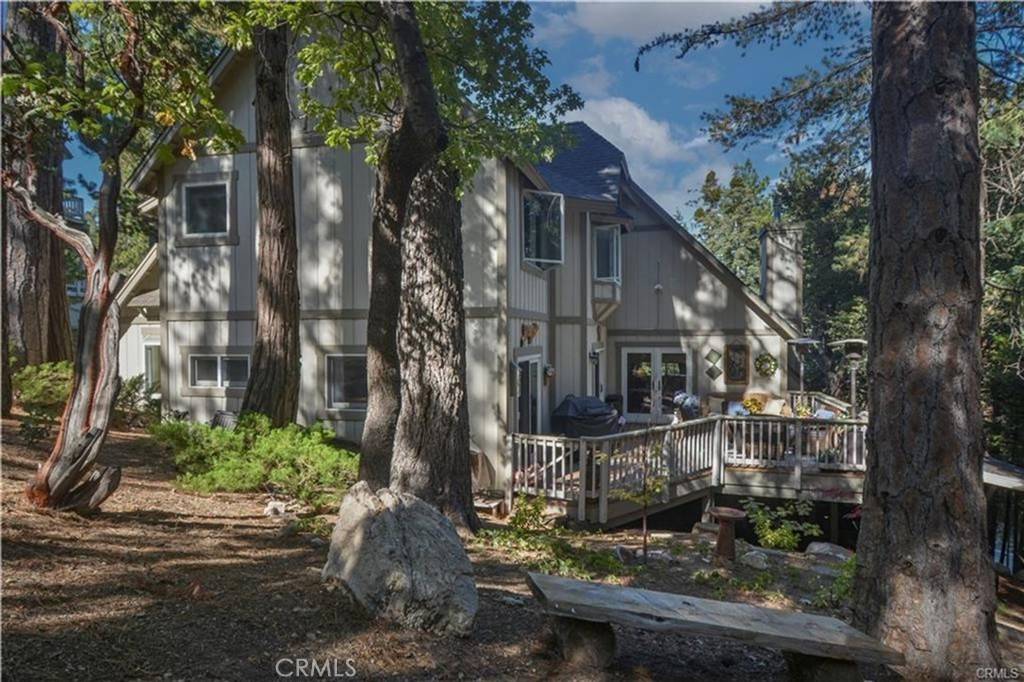 Lake Arrowhead, CA 92391,196 N Fairway