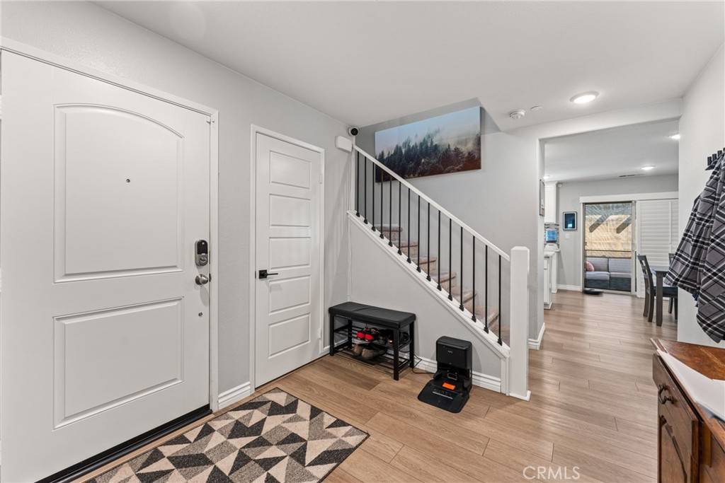 Lake Elsinore, CA 92530,32921 Middlegate