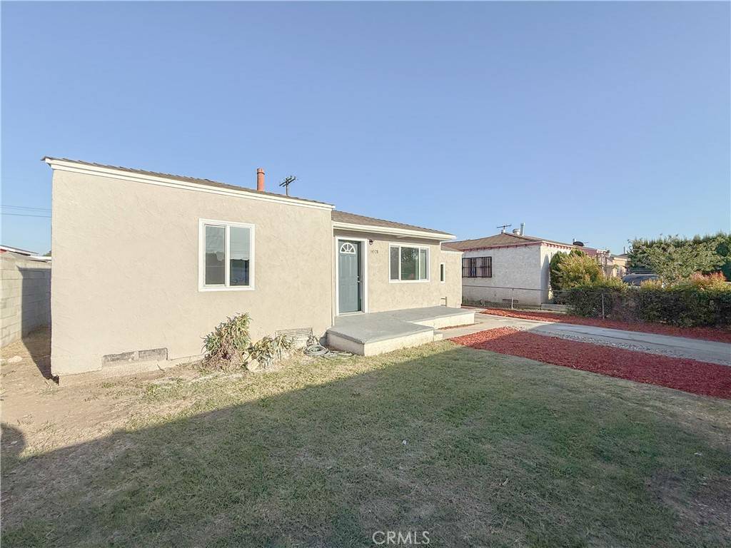 Compton, CA 90220,14528 S Corlett ST
