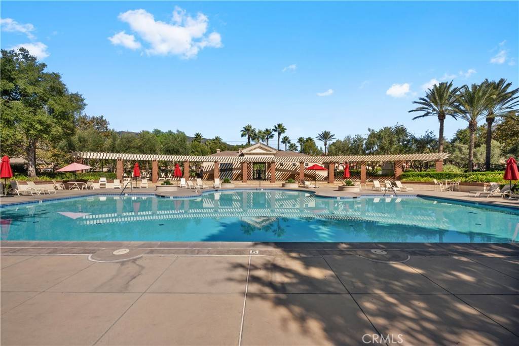 Fontana, CA 92336,5604 Altamura WAY #10